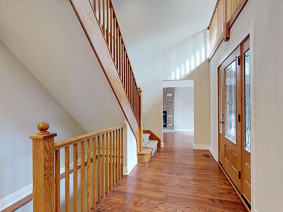 2nd image of 26792 W Lakeview Dr S