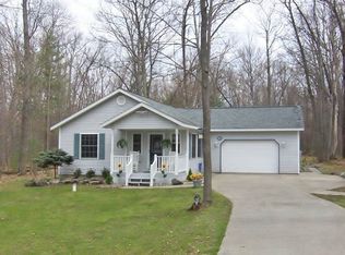 301 Partridge, Higgins Lake, MI 48627