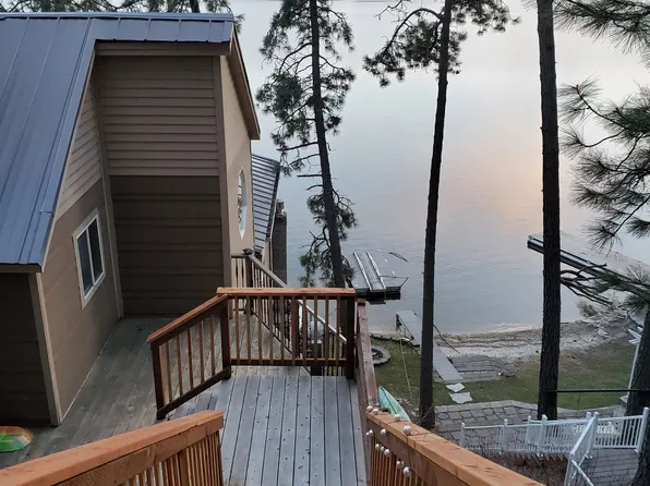 (undisclosed Address), Newman Lake, WA 99025