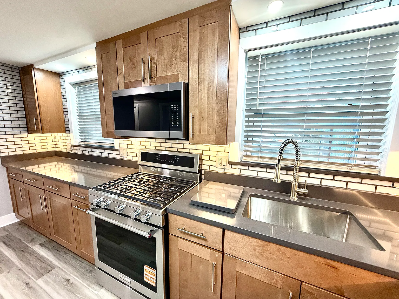 2 bed, 1050 sqft, $2,175 — Photo 3