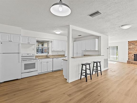 2nd image of 2588 Colorado St