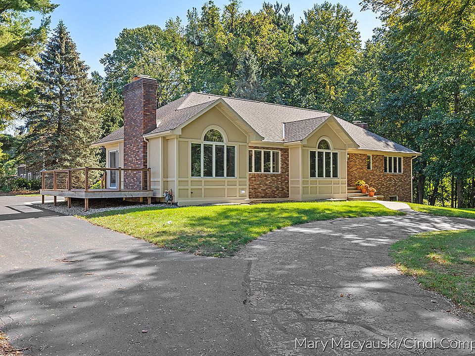 1st image of 15575 77th St