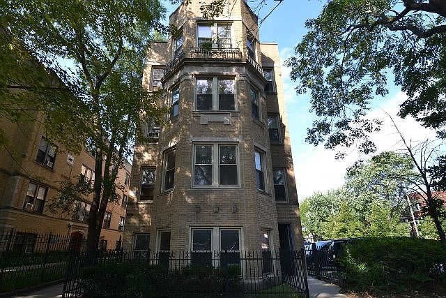 1st image of 5550 N Glenwood Ave #E2