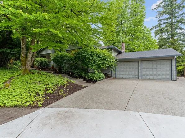 7065 SW Heath Pl, Beaverton, OR 97008