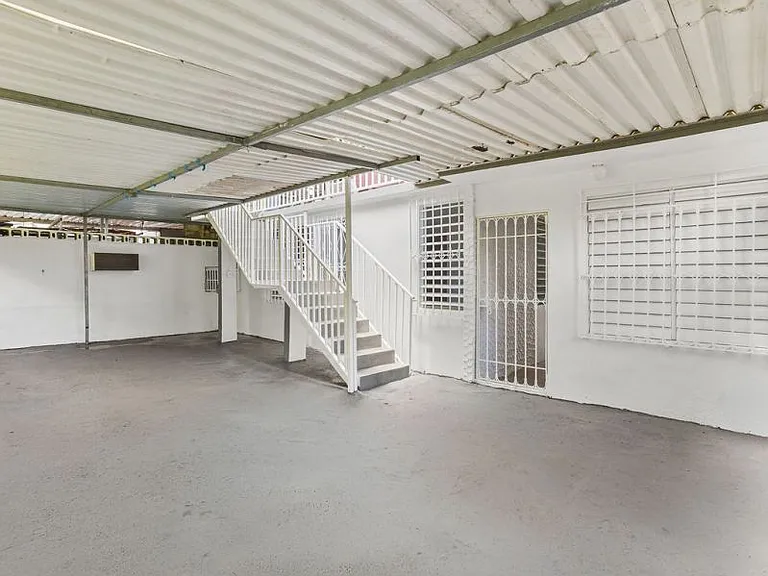 PARTE BAJA Calle 27 Blq W13 Urb Bella Vista — Photo 17