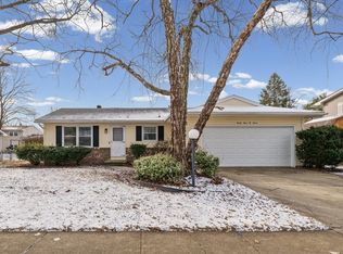 2307 Branch Rd, Champaign, IL 61821