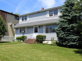 4 Cherry St, Garfield, NJ 07026