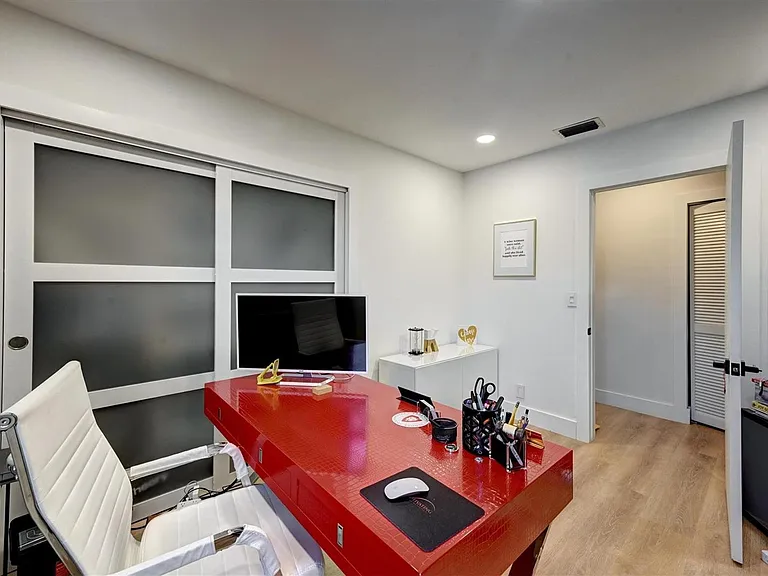 9581 NW 9th Ct — Photo 29