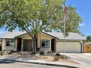 608 Heather Ct, Ridgecrest, CA 93555