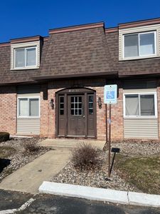 1119 S Curtis Ave APT D43, Kankakee, IL, 60901