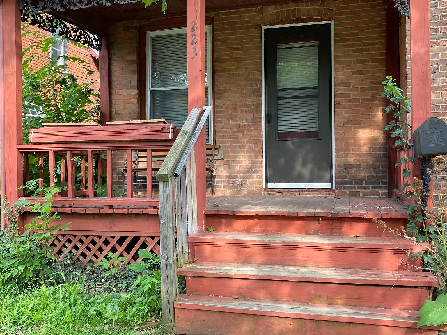 223 S 8th St — Photo 2