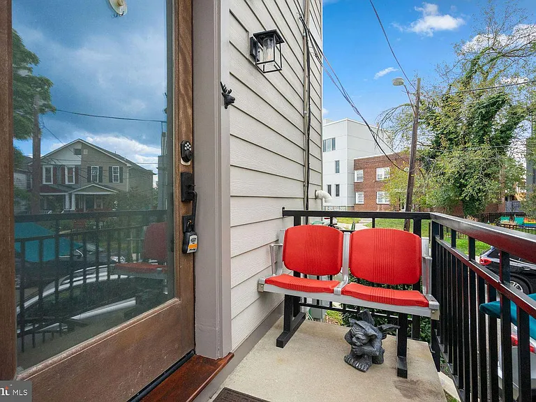509 Franklin St NE #1 — Photo 29