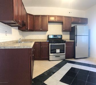 584 60th St, West New York, NJ, 07093