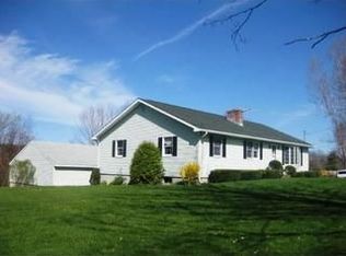 1737 Petersham Rd, Hardwick, MA 01037