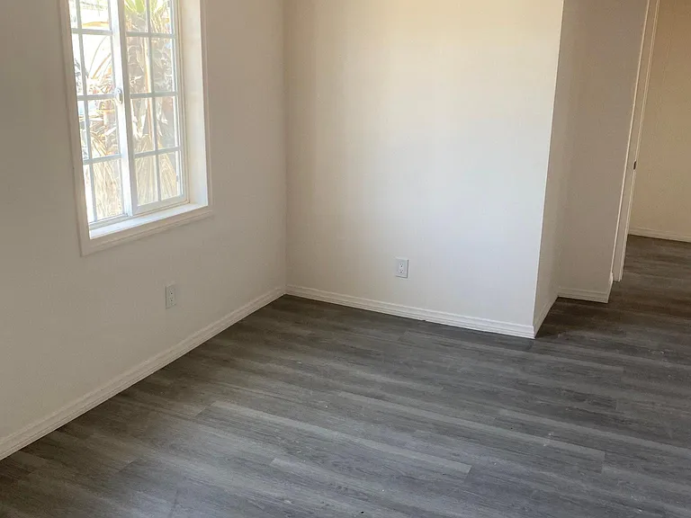 4602 Cherokee Ave — Photo 12