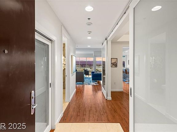2nd image of 4525 Dean Martin Dr Unit 1906