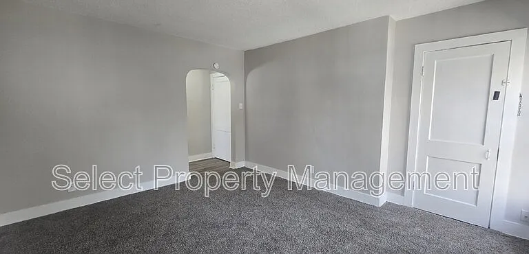 1235 Huestis Ave #B — Photo 5
