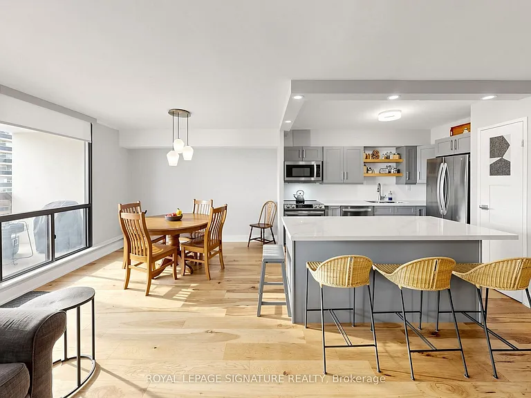100 Quebec Ave #1505 — Photo 8