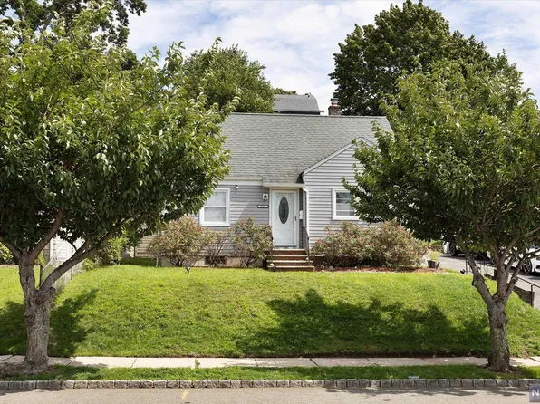 110-112 Nolton St, Belleville, NJ 07109