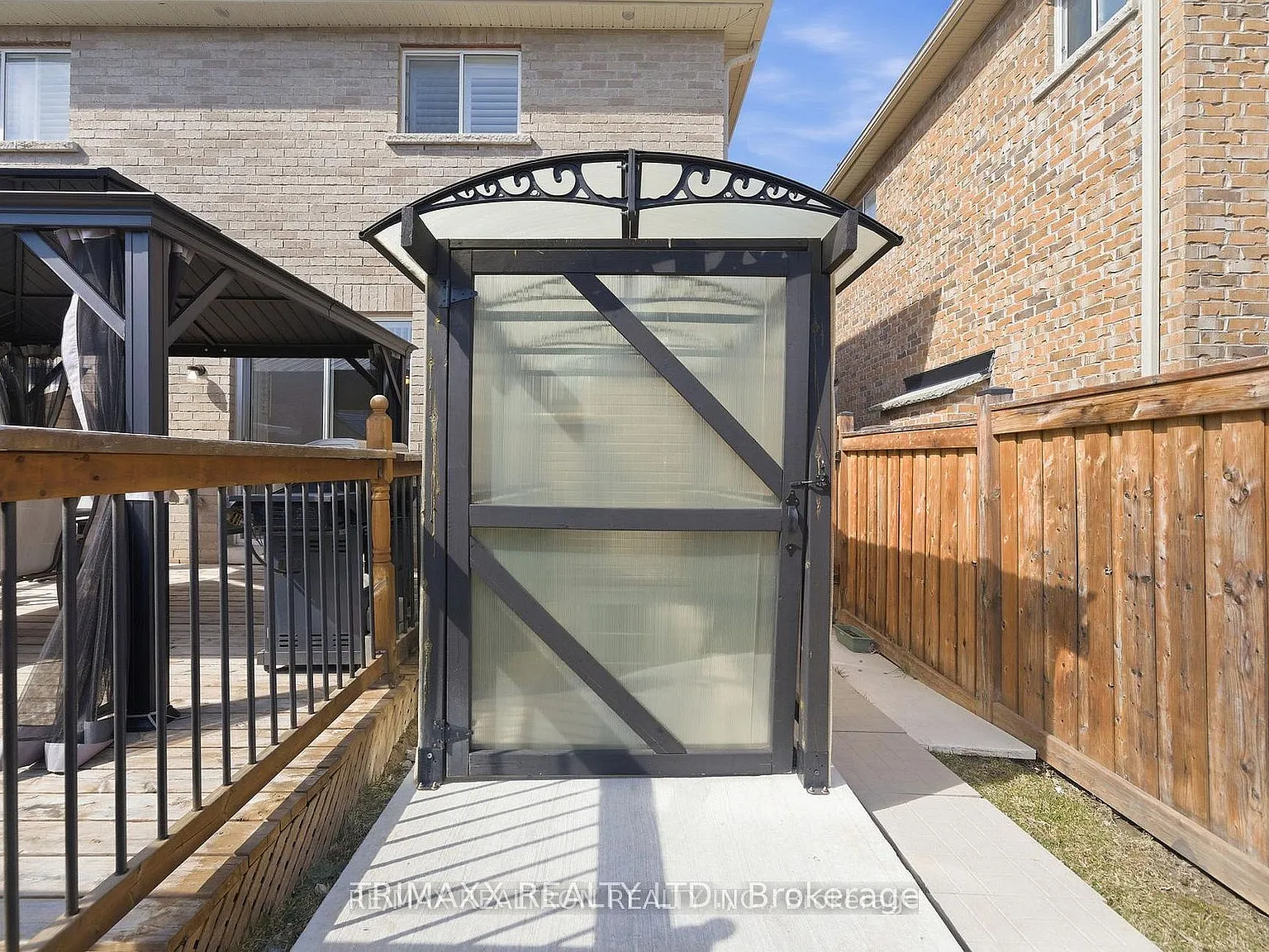2 bed, $1,800 — Photo 2