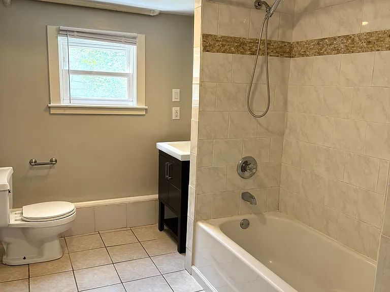 607 Broad St #GROUND FLOOR — Photo 9