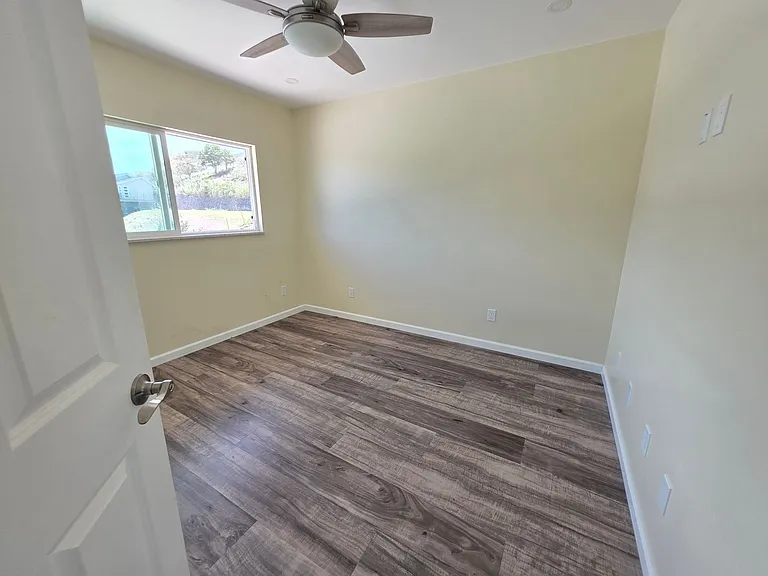 523 Ilimano St — Photo 10