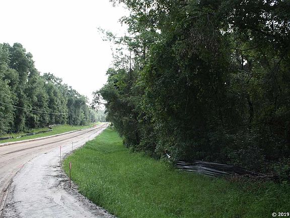4th image of 265 Ashley Lake Dr