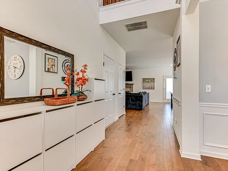 251 Haverford Dr — Photo 49