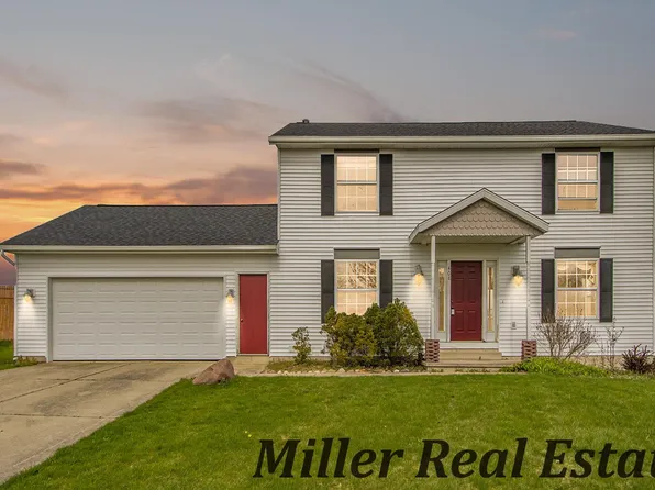 408 Discovery Dr, Wayland, MI 49348