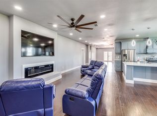 1005 Ovilla Rd, Waxahachie, TX 75167