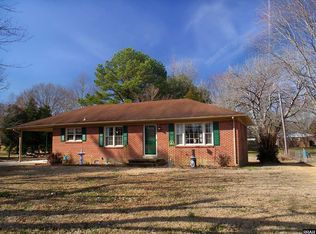 208 Three Point Rd, Martin, TN 38237