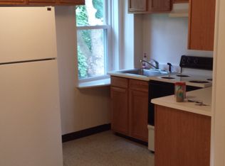 692 Main St, Northampton, PA 18067