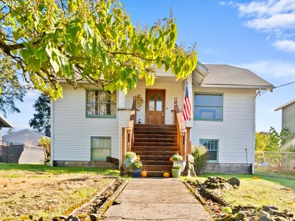 260 N 4th St, Saint Helens, OR 97051
