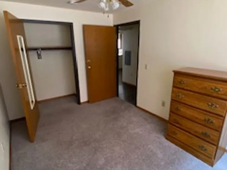 230 W Lakelawn Pl — Photo 16