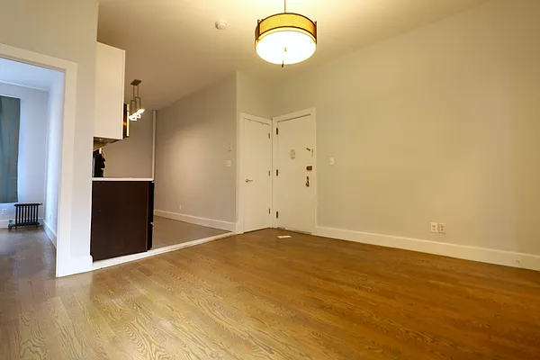 Rented by Nooklyn NYC LLC | media 36