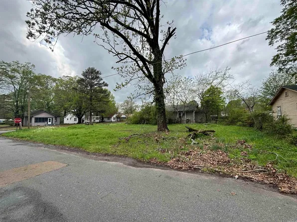 901 W 27th Ave, Pine Bluff, AR 71601