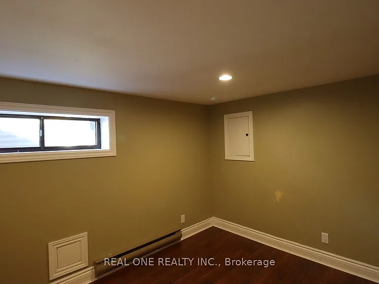 130 Mayfield Dr — Photo 22