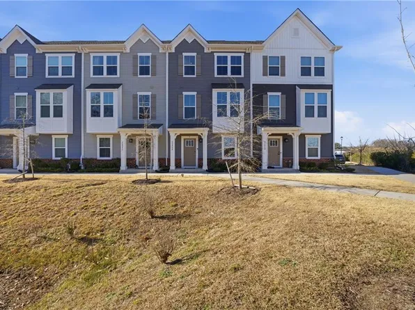 2684 Azalea Garden Rd #B, Norfolk, VA 23513