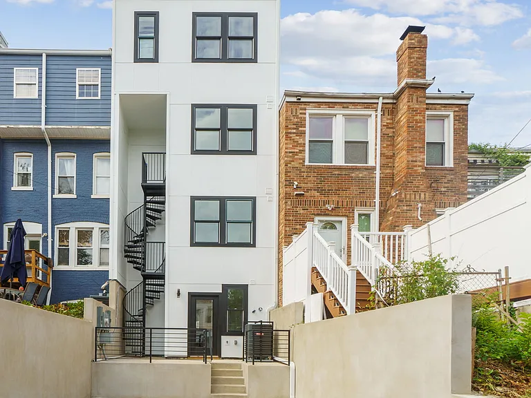 163 U St NE #1 — Photo 33