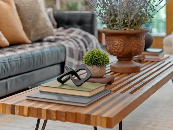 9999 NE Beach Crest Dr, Bainbridge Island, WA 98110