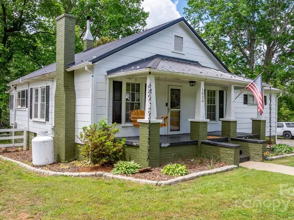 1826 Walt Arney Rd, Lenoir, NC 28645