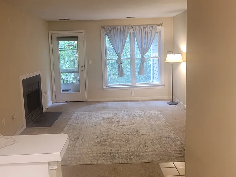 603 Admiral Dr #107 — Photo 2