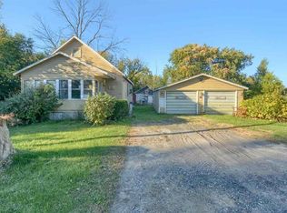 1399 E Carpenter Rd, Flint, MI 48505