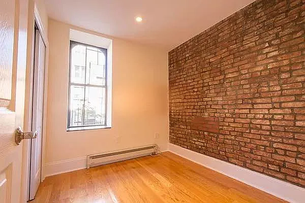 Rented by Corcoran | media 12