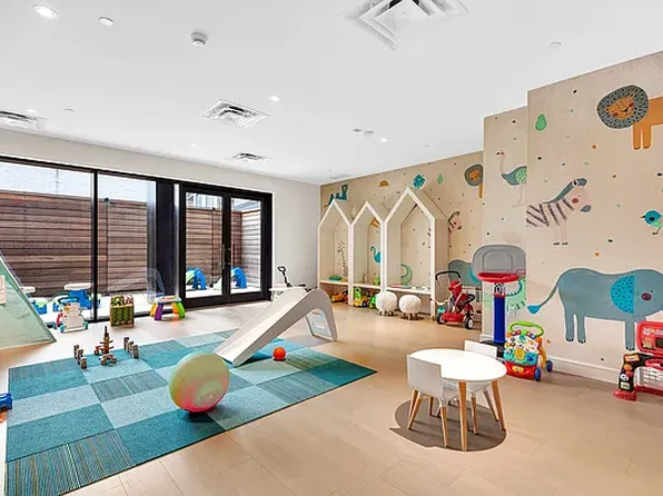 107-06 Queens Boulevard image 17 of 19