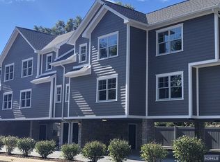53 Crest St UNIT 3, Westwood, NJ 07675