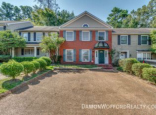 1435 Roxbury Ct, Jackson, MS 39211