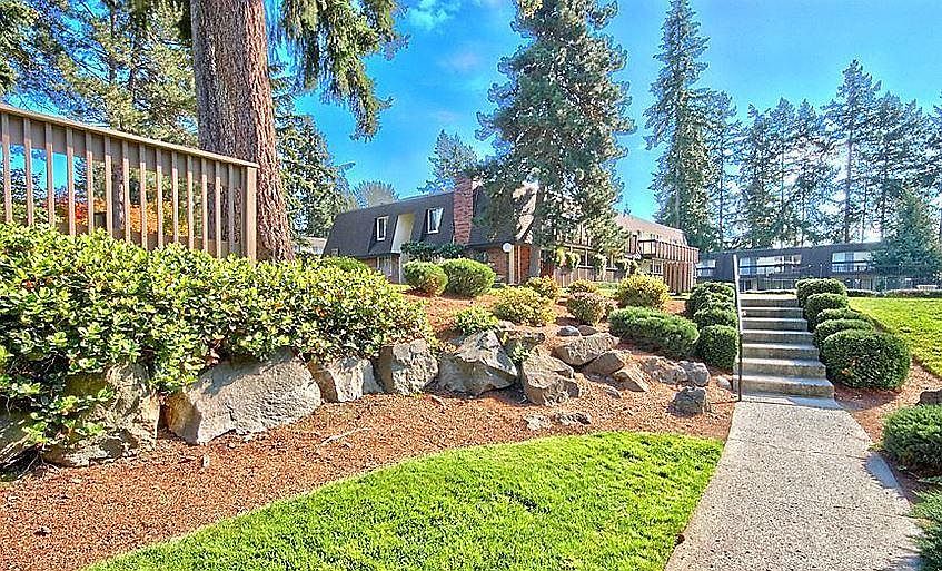 2nd image of 15318 NE 13th Pl #2209