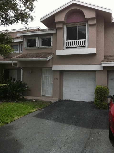 Front of Townhome