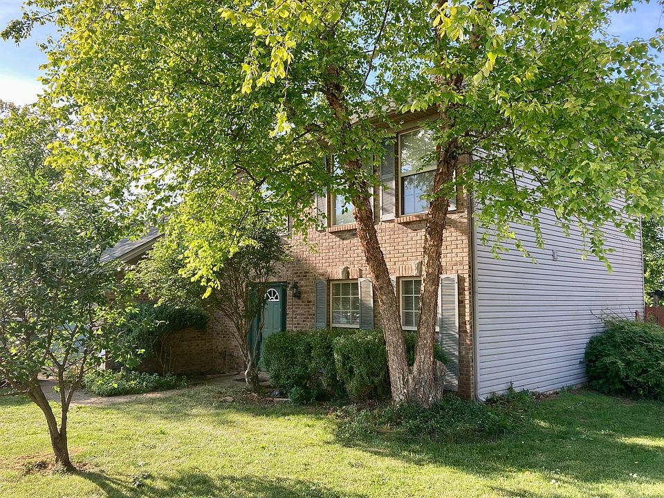 1st image of 118 Cottage Garden Ln
